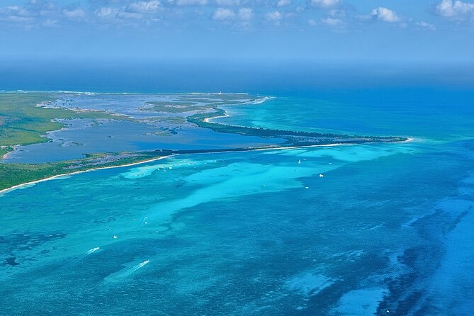 El Cielo Cozumel Snorkel Private Boat + Food + Drinks + Beach - Stop 4: El Cielito natural pool with manta rays