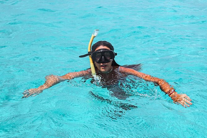 El Cielo Cozumel Snorkel Private Boat + Food + Drinks + Beach - Private attention makes the snorkeling easier, safer, and more fun