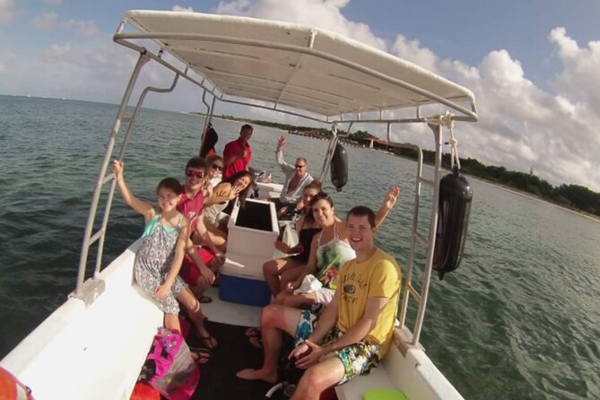 El Cielo Palancar and Columbia Snorkeling Tour - Stop 3: Playa El Cielo (sandbar time, then rays while you eat)