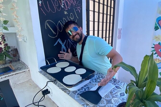 Elaboration of tortillas by hand following the Mexican tradition - Price and Value: Is $47.17 a Fair Deal?