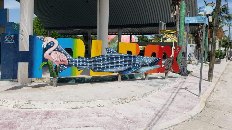 Exclusive Holbox: Yalahau, Punta Mosquito and Isla Pasion - Holbox free time: food, shopping, and just walking