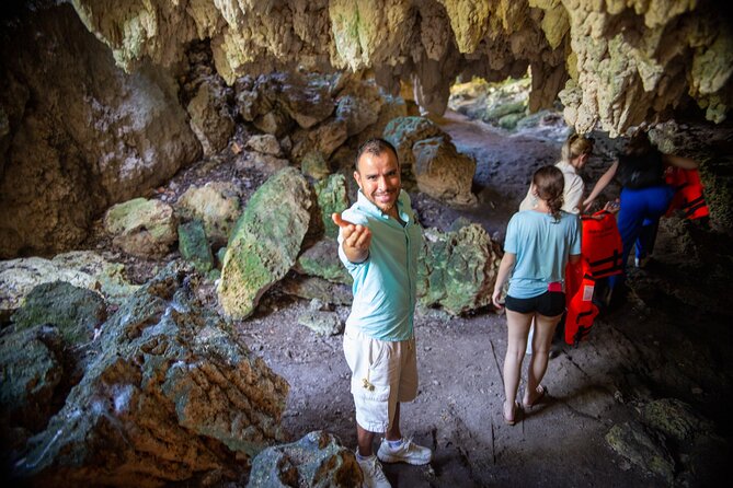 Experience Cancun's Hidden Gems, Mayan museum, cenote & Market 23 - Mayan Museum of Cancun: modern architecture, Maya artifacts, real context