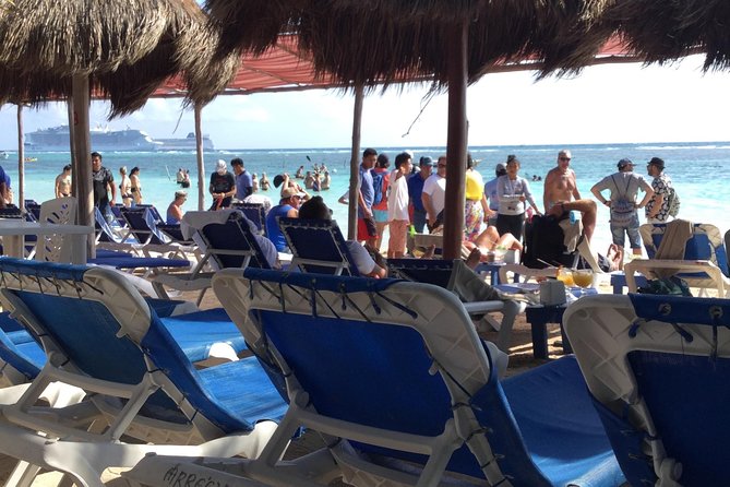 FACILITIES BEACH CLUB For A Day At The Beach At Los Arrecifes Restaurant. - Beach time made easy: Wi-Fi, seating options, and practical perks