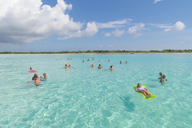 "First Lady" Private Snorkel & El Cielo Sandbar Combo - Fishing on the combo, but confirm what is currently allowed