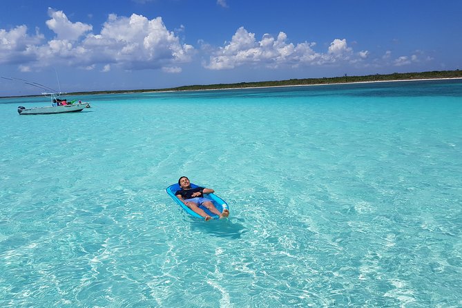 "First Lady" Private Snorkel & El Cielo Sandbar Combo - Meeting point and getting from the cruise port without stress