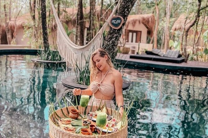 Floating breakfast in The Yellow Nest (near Dos Ojos cenote) - Floating breakfast near Dos Ojos, what the day actually feels like