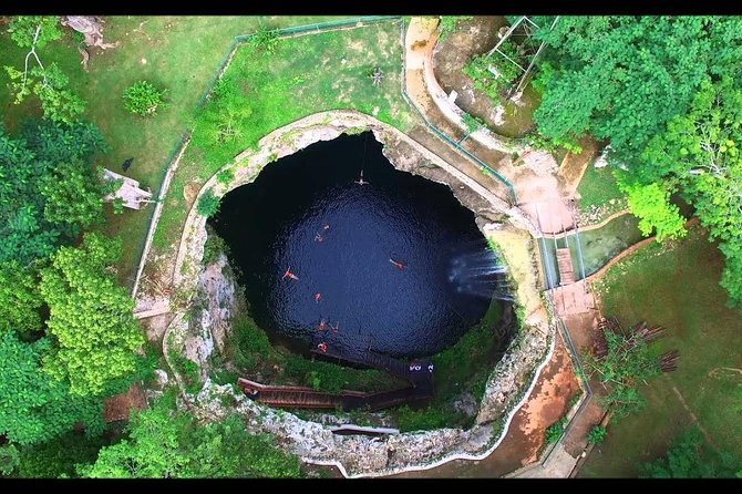Full day Chichén Itzá Tour from Cancún and Riviera Maya - Lunch buffet and the small comforts you will care about