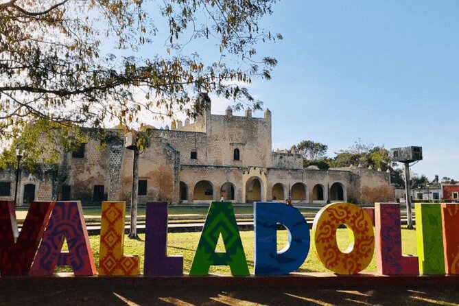 Full Day Guided Tour Chichen Itza + Cenote + Valladolid + Lunch! - Group dynamics and communication: plan for a mixed-language day