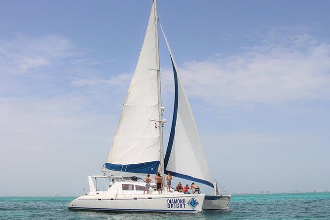 Full-Day Luxurious Catamaran Adventure - Cancún to Isla Mujeres - The Big Picture: A floating day trip with real variety