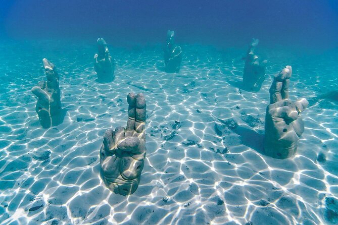 Full Experience Isla Mujeres: Food aboard + Premium drinks + Snorkel + Free time - The boat ride, group size, and why boarding lines matter