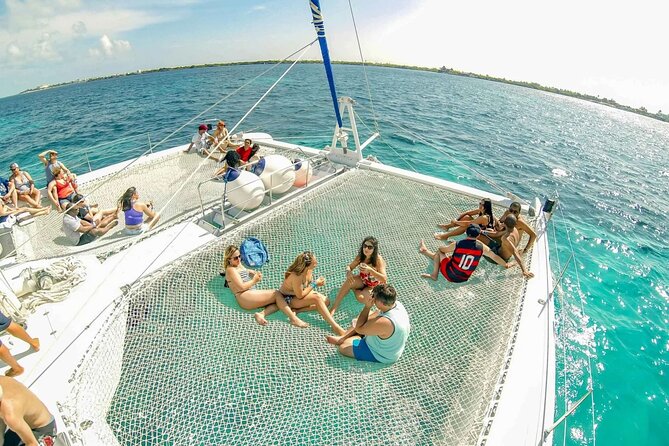 Full Experience Isla Mujeres: Food aboard + Premium drinks + Snorkel + Free time - Who should book this Isla Mujeres catamaran day trip