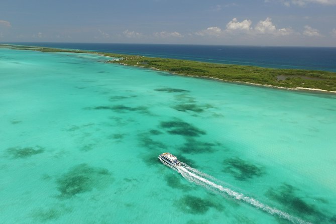Isla Contoy Eco Adventure - Isla Mujeres downtown, quick walks, short window
