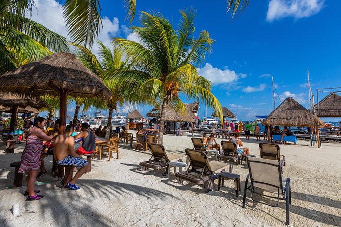 Isla Mujeres Catamaran, Open Bar & Optional Buffet and pick up - What the included items really add up to