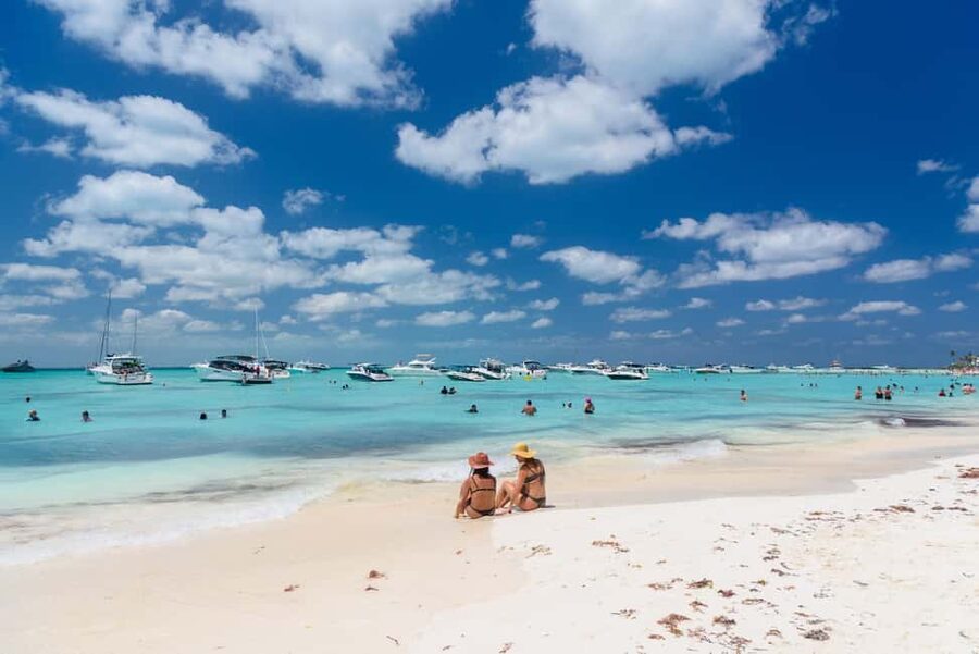 Isla Mujeres: Catamaran Ride with Open Bar, Snorkeling, and Lunch - Key things to know before you go