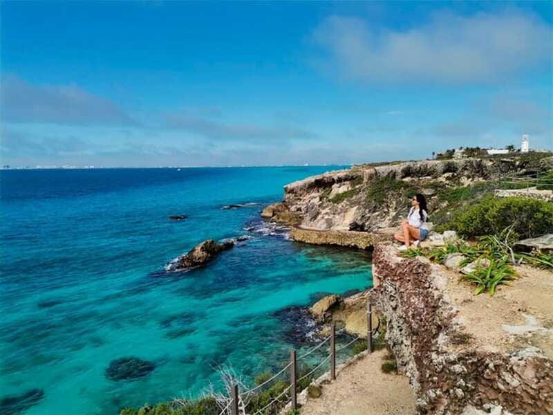 Isla Mujeres Catamaran Tour: Snorkel & Beach Adventure - Isla Mujeres free time: downtown shopping vs North Beach relaxation