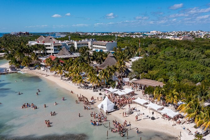 Isla Mujeres Platinum by Albatros Catamarans - Who this catamaran day is best for