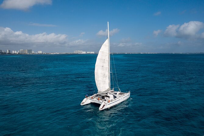 Isla Mujeres Plus by Albatros Catamarans - How the 7-hour catamaran day works from Cancun