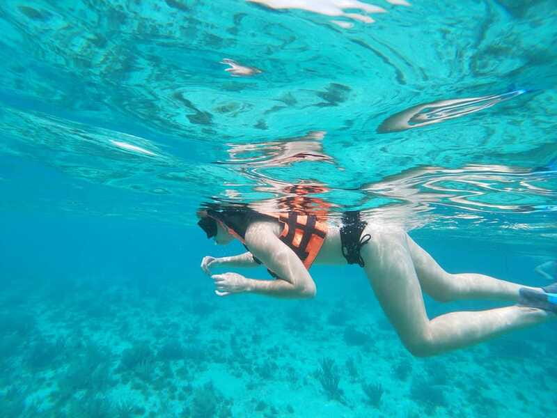 Isla Mujeres: Snorkeling Adventure at the Underwater Museum - Playa Norte Time: Food Break, Sightseeing, and a Change of Pace