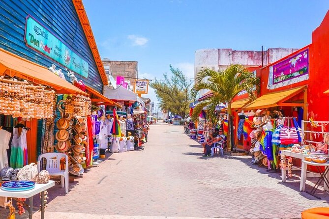 Isla Mujeres Tour with Open Bar Food and Snorkeling - Stop 3: snorkeling near statues and reef, then sailing to Isla Mujeres
