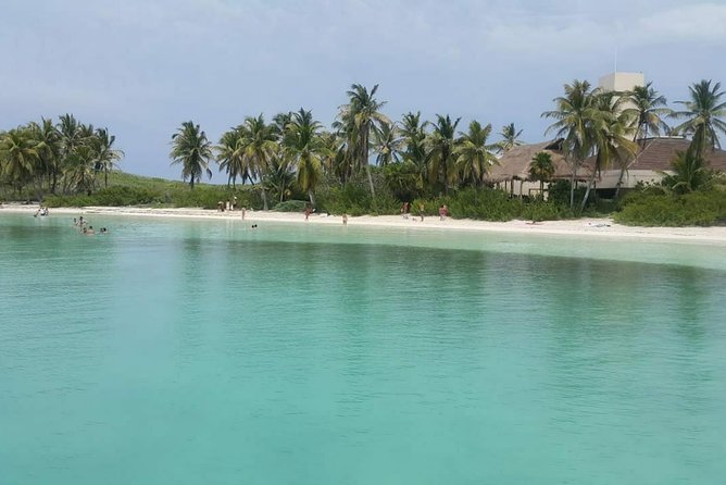 Isla Mujeres Unlimited! Fun & Party with transportation - The real experience: catamaran fun plus a nature stop