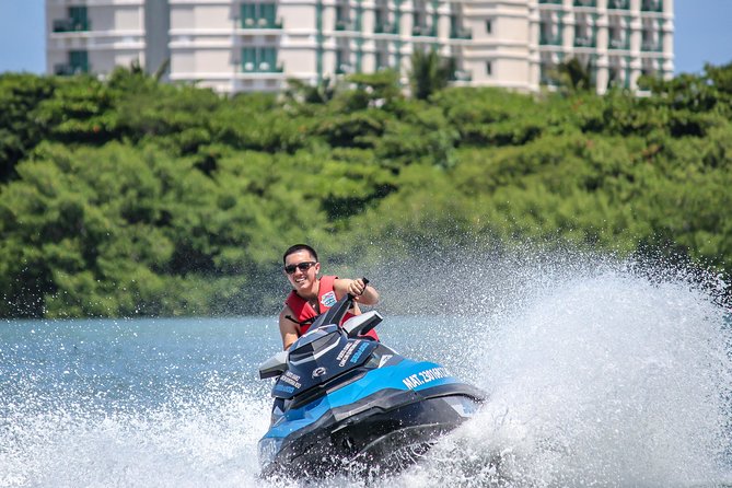 Jet Ski Rentals in Cancun: 60-Minute Option (Shared Jetski) - The Staff Factor: Friendly Guidance or a Rough End? Plan for Both.