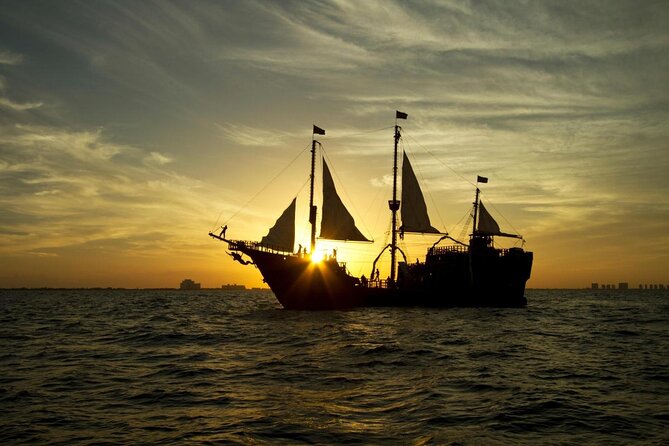 Jolly Roger Pirate Show and Dinner in Cancun - Key things to know before you go