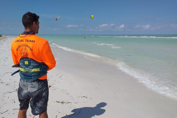 Kitesurfing lessons in Isla Holbox - Gear, Reliability, and What to Bring