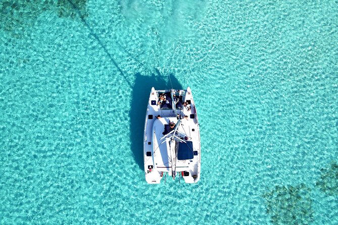 Lagoon 39ft Private Catamaran 5hr - El Cielo Full Experience - Paddleboarding and the floating mat: the “everyone can play” part