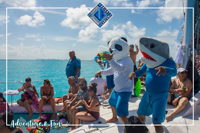Luxury Catamaran tour to isla mujeres with transportation from Tulum - From Central Tulum To the Dock, With Air-Conditioned Transfers