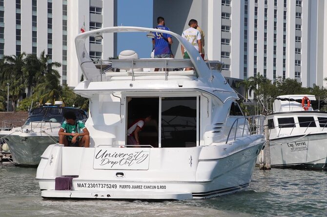 Luxury Yacht in Paradise and snorkel by Isla Mujeres - Picking the Right Tour Length: 2 Hours, 4 Hours, or 6 Hours