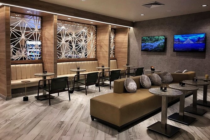 Mera VIP Lounge at Cancun International Airport - Wi-Fi, outlets, and using the lounge like a work station