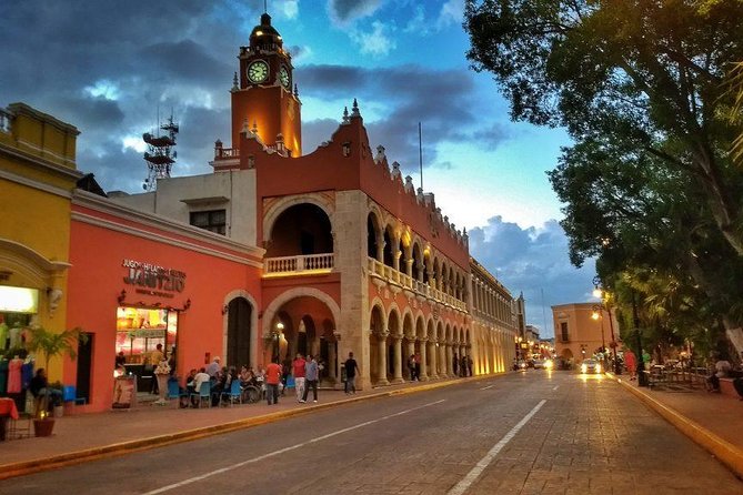 Merida Airport Private Shuttle with WIFI - Price and group size value: $59 for up to 3, up to 8 in the van