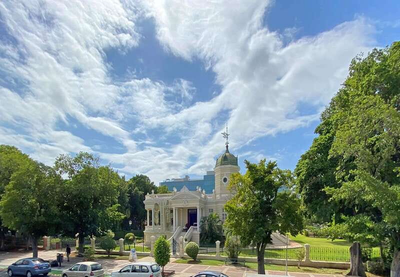 Mérida: Panoramic Sightseeing Tour Bus Ticket with 2 Routes - North Circuit: Key Sights and What to Watch For