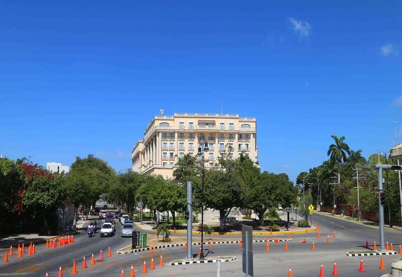 Mérida: Panoramic Sightseeing Tour Bus Ticket with 2 Routes - Top-Deck Tips: Heat, Shade, and Safety for Your Neck