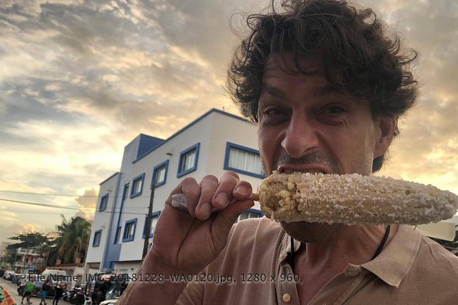 Mexican Street Food Crawl in Playa del Carmen - Getting to 5th Avenue after you eat: why the shop time matters