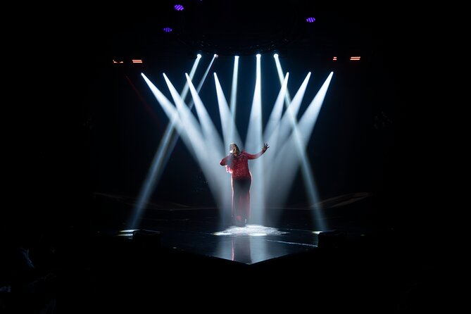 MYST Euphoria live, 22 : 30 hrs Cancun, 20% cashback F&B - A 22:30 show schedule that fits your night plan
