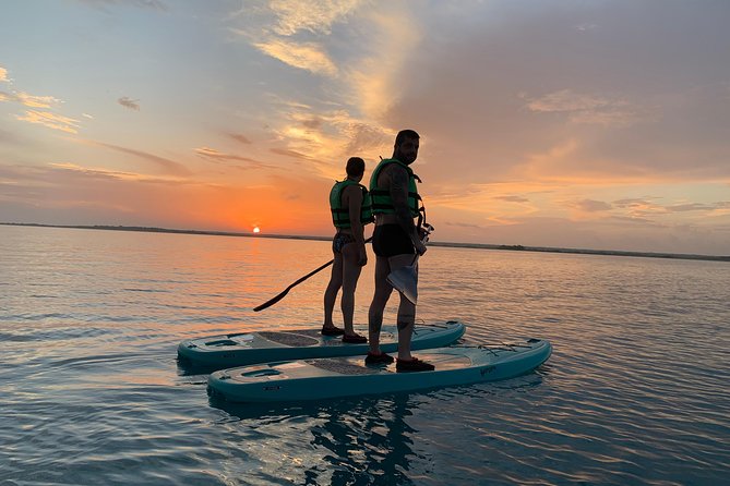 Paddleboarding and/or kayaking tour at sunrise in the lagoon of Bacalar - Paddleboard or kayak at sunrise, what to expect