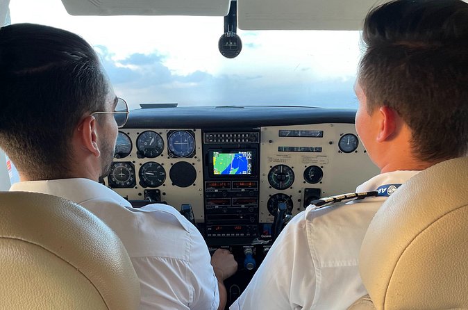 Plane rental Cancun to Cozumel - The 30-minute flight: timing, comfort, and photo strategy
