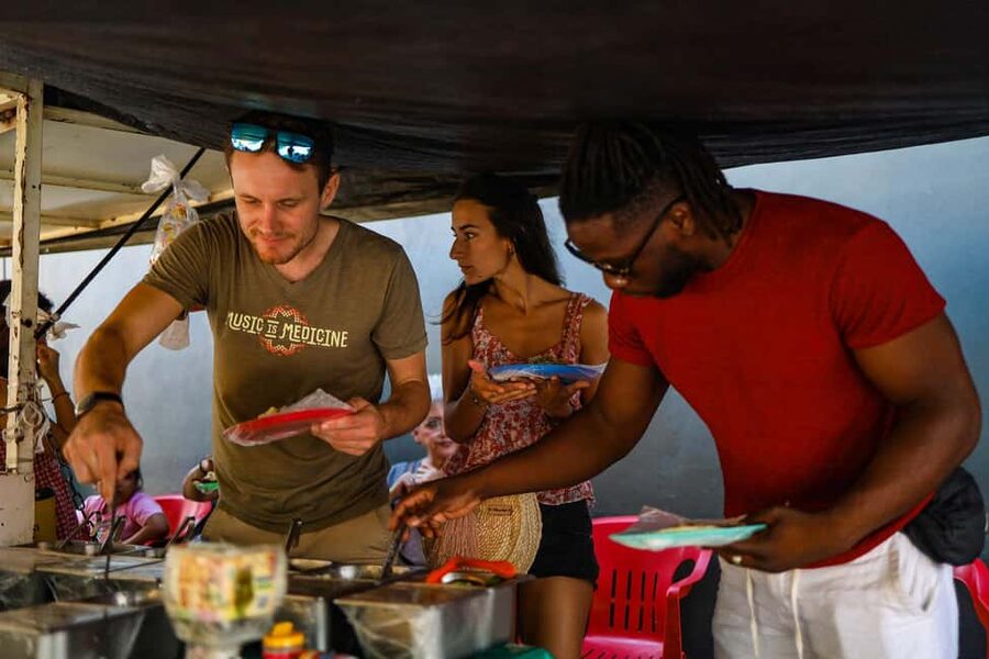 Playa del Carmen: 3-Hour Local Food Walking Tour - What You’ll Eat: Quesadillas, Spiced Tacos, and Chocolate-Spiced Mole