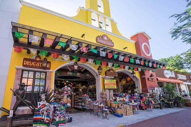 Playa del Carmen Shopping Tour Fifth Avenue and Mamitas Beach Club - Price and logistics: what you are really paying for