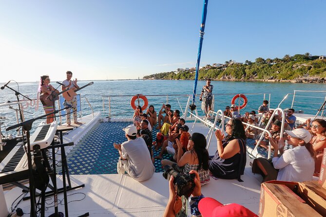 Private Catamaran from Cancun to Isla Mujeres | For up to 100 pp - Sailing Back to Cancun: Sunset Timing and a Lower-Stress Finish