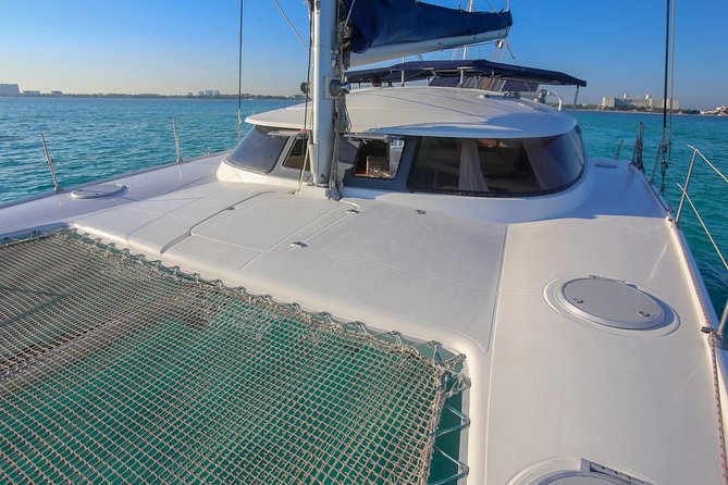Private Catamaran from Cancun to Isla Mujeres | For up to 30 pepl - Crew service and onboard comfort: the big difference on a private boat