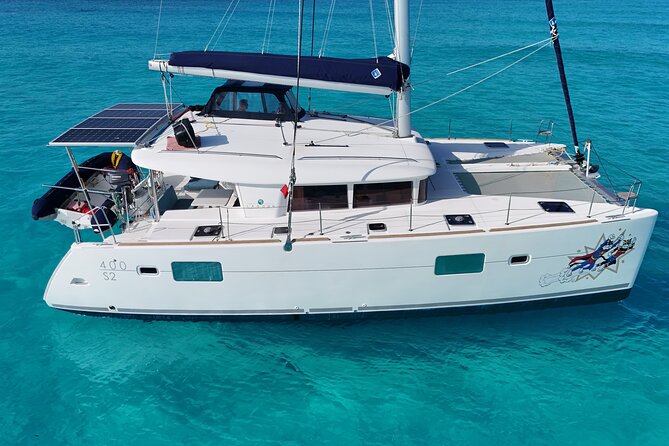 Private Catamaran Tour to Isla Mujeres - Playa Tortugas kickoff, quick start on the water