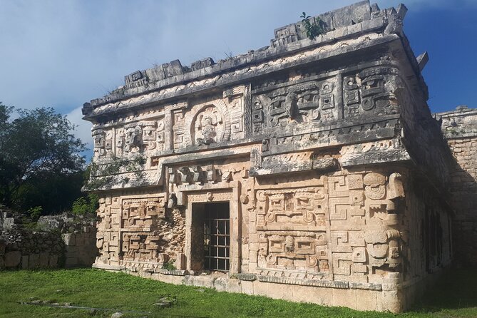 Private Chichen Itza, Cenote and Valladolid Tour with Lunch - Suytun Cenote: how to use your swimming hour well