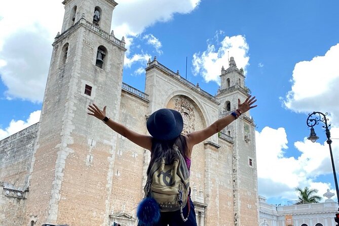 Private City tour Merida History plus Local Antojitos Tasting - Paseo de Montejo and Monumento a la Patria: French-style mansions and an iconic photo