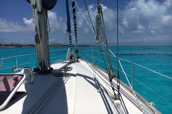Private Customizable Sailing Tour in Cancun - Timing, weather, and why plans can shift on the water