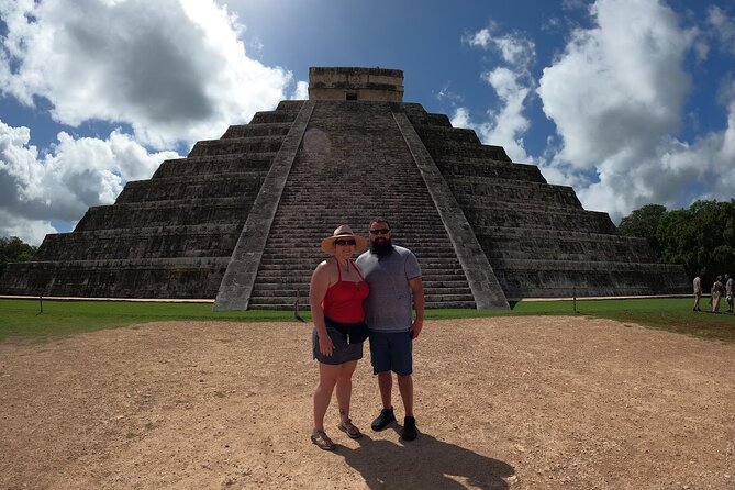 Private Full-Day Guided Chichen Itza Tour with Lunch - Key highlights at a glance
