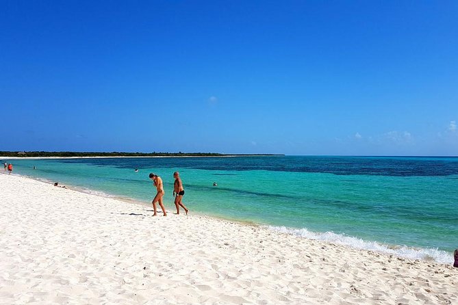 Private Jeep Excursion in Cozumel with Lunch and Snorkeling - Jeep driving rules, manual transmission, and comfort reality