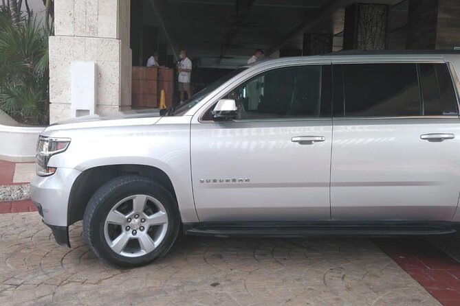 Private luxury transportation from CUN Airport to Puerto Morelos - Comfort on board: what the car experience felt like in the feedback
