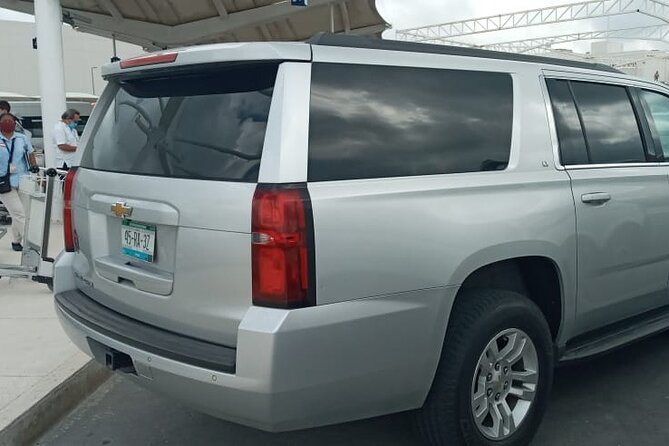 Private luxury transportation from CUN Airport to Puerto Morelos - Who this transfer fits best in Puerto Morelos